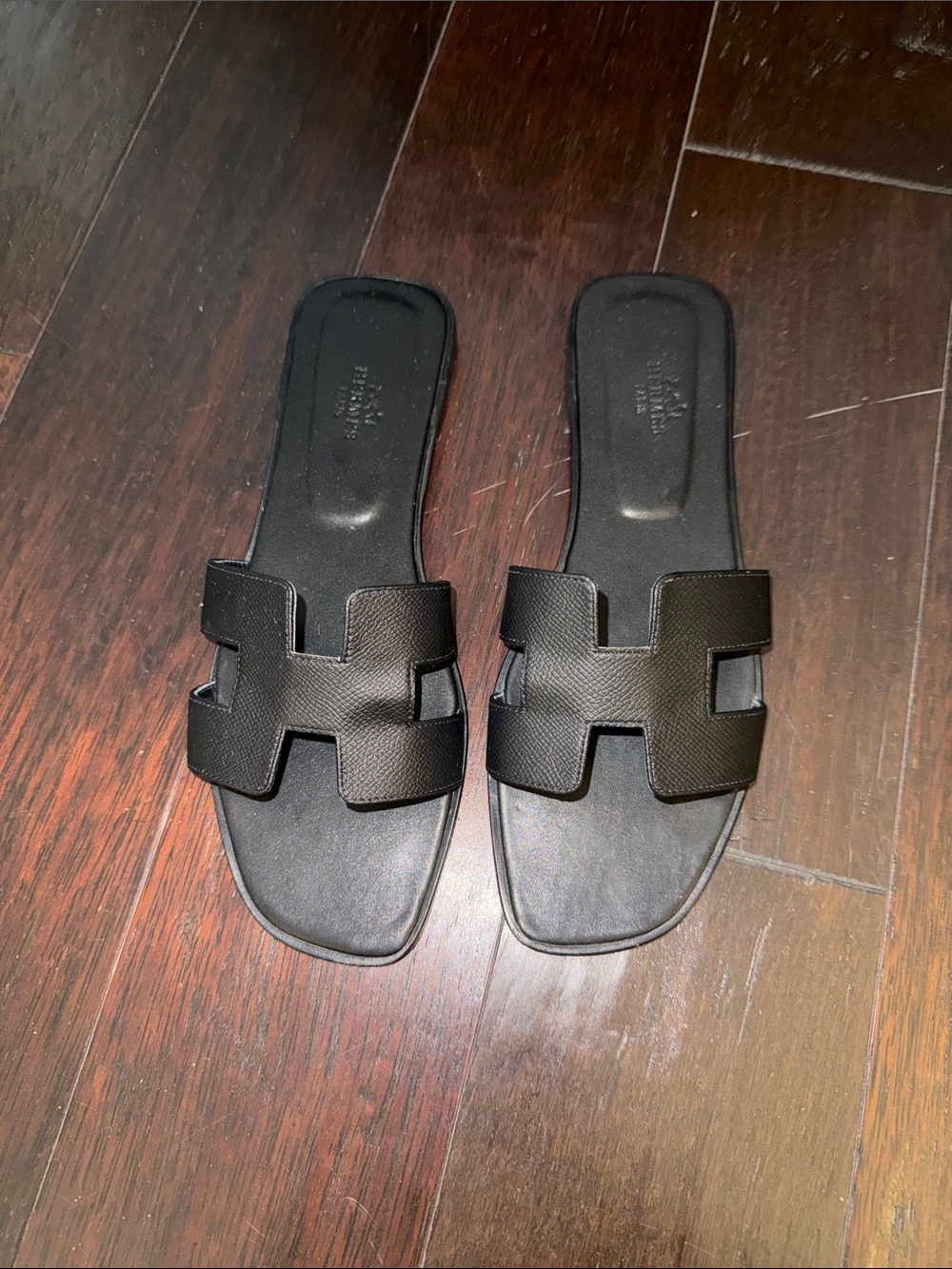 Hermes-style Black Leather H-Strap Slide Sandals